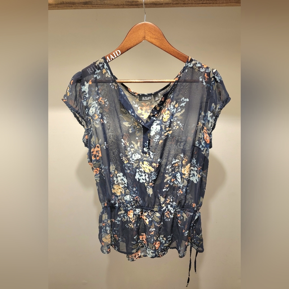Womens size XL a.n.a. blouse